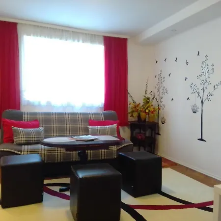 Apartman Leabella Apartment *