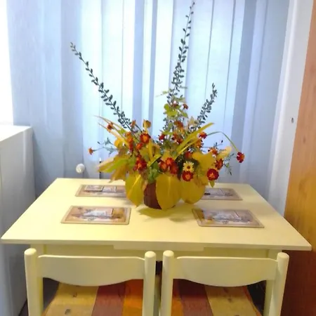 Apartment Apartman Leabella *